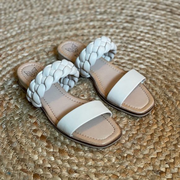 BEAST FASHION Shoes - NEW Gorgeous Braided Sandals. Beast Fashion  NWOT